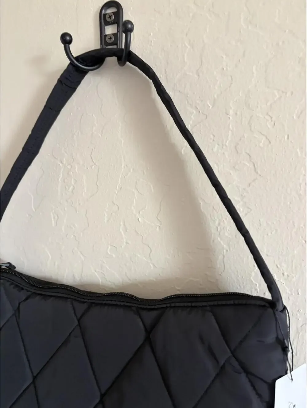 New Vera Bradley slouchy bucket shoulder bag